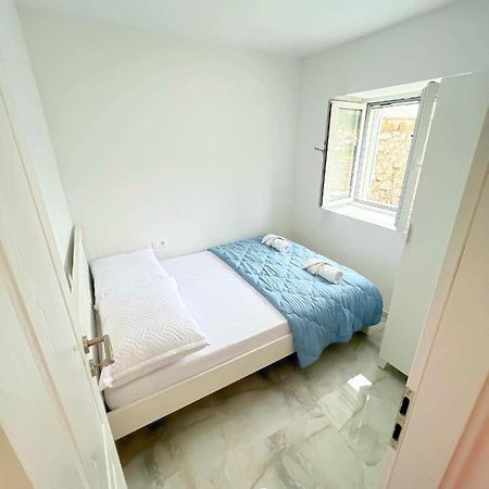 Apartman Laura Mlini Exterior foto