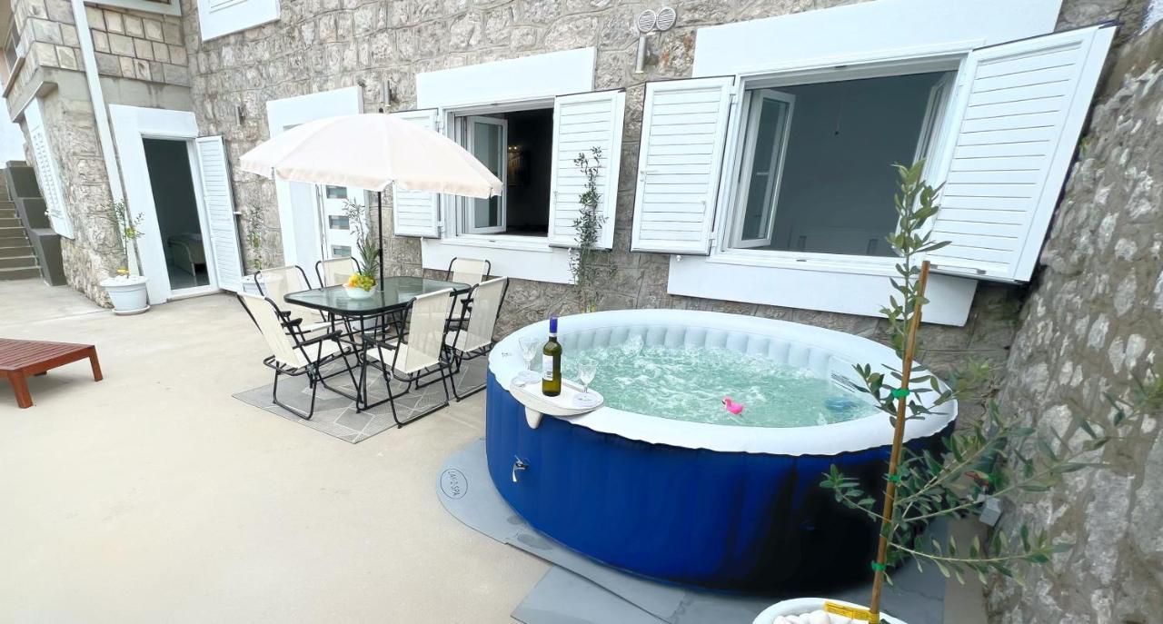Apartman Laura Mlini Exterior foto
